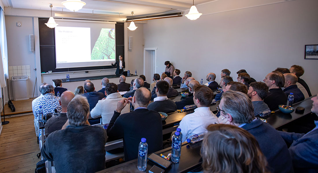 The presentations of the 6 companies and the test sites took place in the historic Auditorium A at the Niels Bohr Institute.